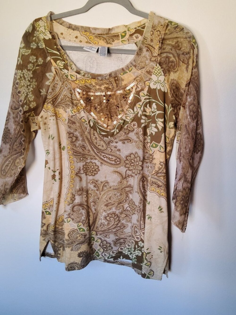 Caribbean Joe Beige Paisley scoop neck top size L